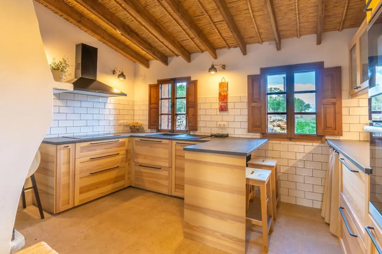 Can Cortana Inca Villa